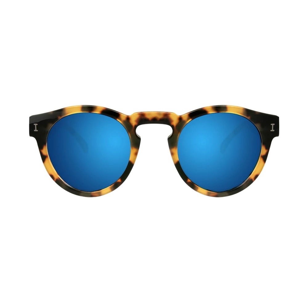 illesteva Leonard Sunglasses in Tortoise and Blue Mirrored